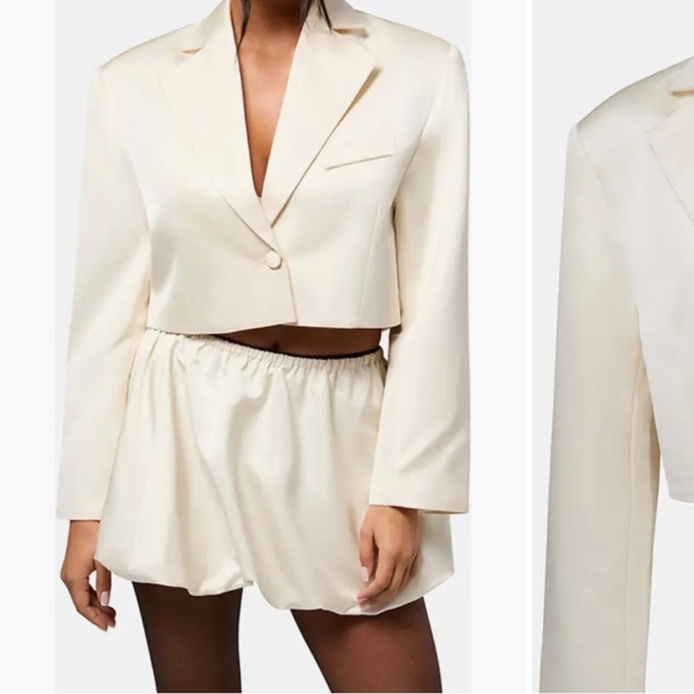 NWT WEWOREWHAT Ivory Satin Cropped Blazer Women’s XS 6573